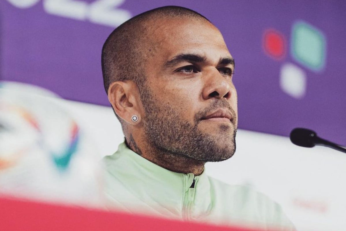 Foi Paga A Quantia De R Mil Defesa De Daniel Alves Usa Estrat Gia