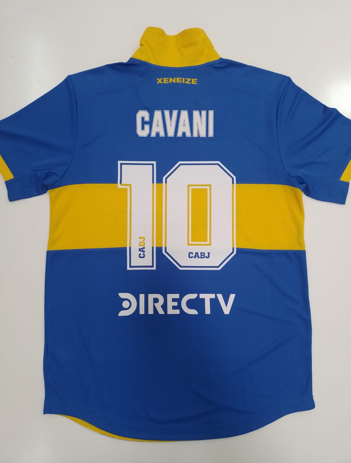 Boca Juniors anuncia a contratação de Cavani