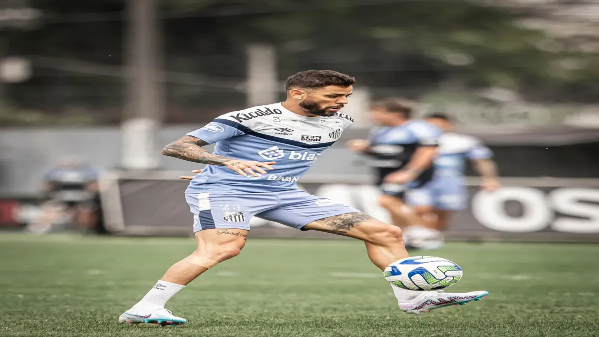Nome de Júnior Caiçara aparece no Bid e ele pode realizar a sua estreia com a camisa do Santos - Foto: Ge.com