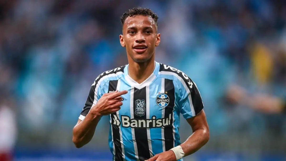 Grêmio recusa proposta pelo meio-campista Bitello - Foto: Portal do Gremista