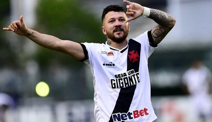 Vasco anuncia a contratação de Rossi - Foto: In Mgazine -iG
