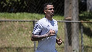 Zé Ivaldo é anunciado no Cruzeiro