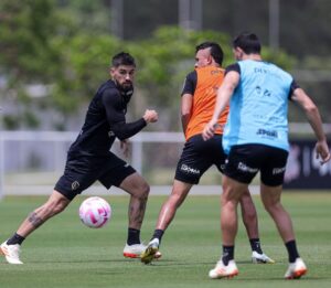 Corinthians desfalcado