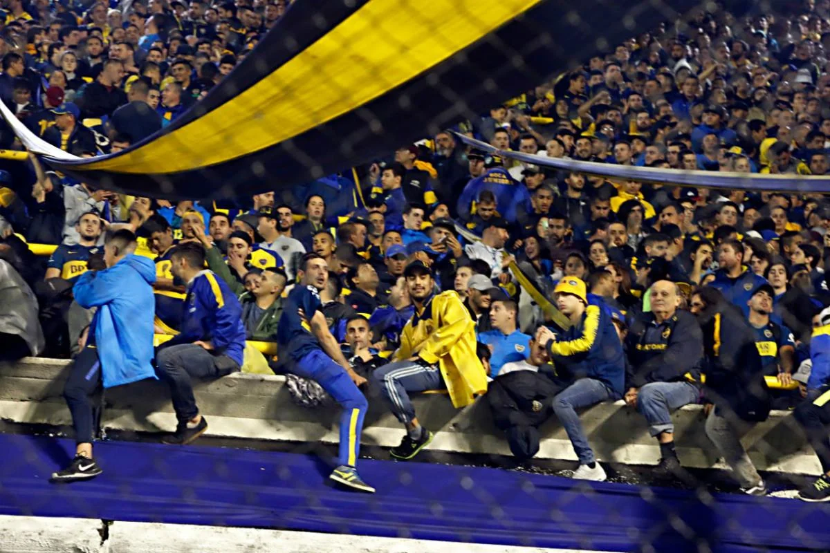 Torcida do Boca Juniors preparada para a Libertadores