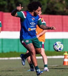 Fluminense volta com Marcelo contra Goiás