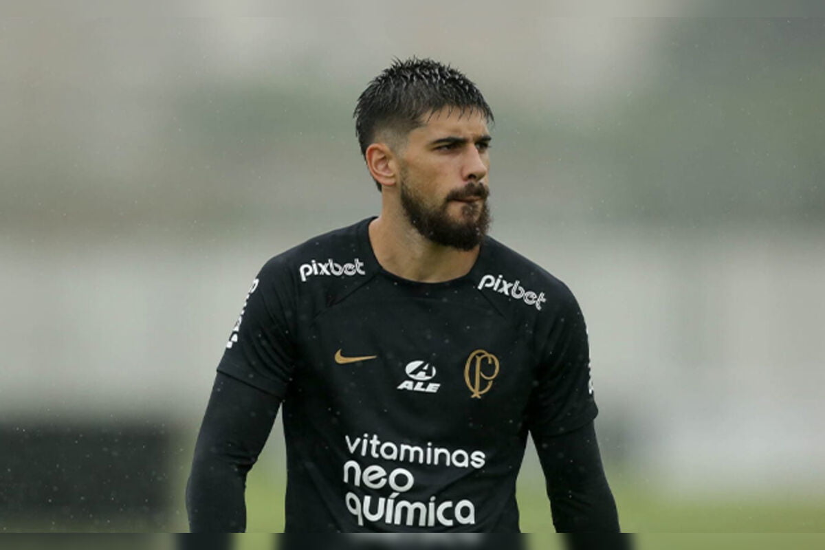 Bruno Méndez zagueiro do Corinthians, covocado pelo Uruguai