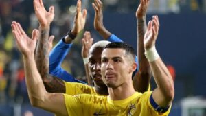 CR7 marca dois gols e faz GOLAÇO