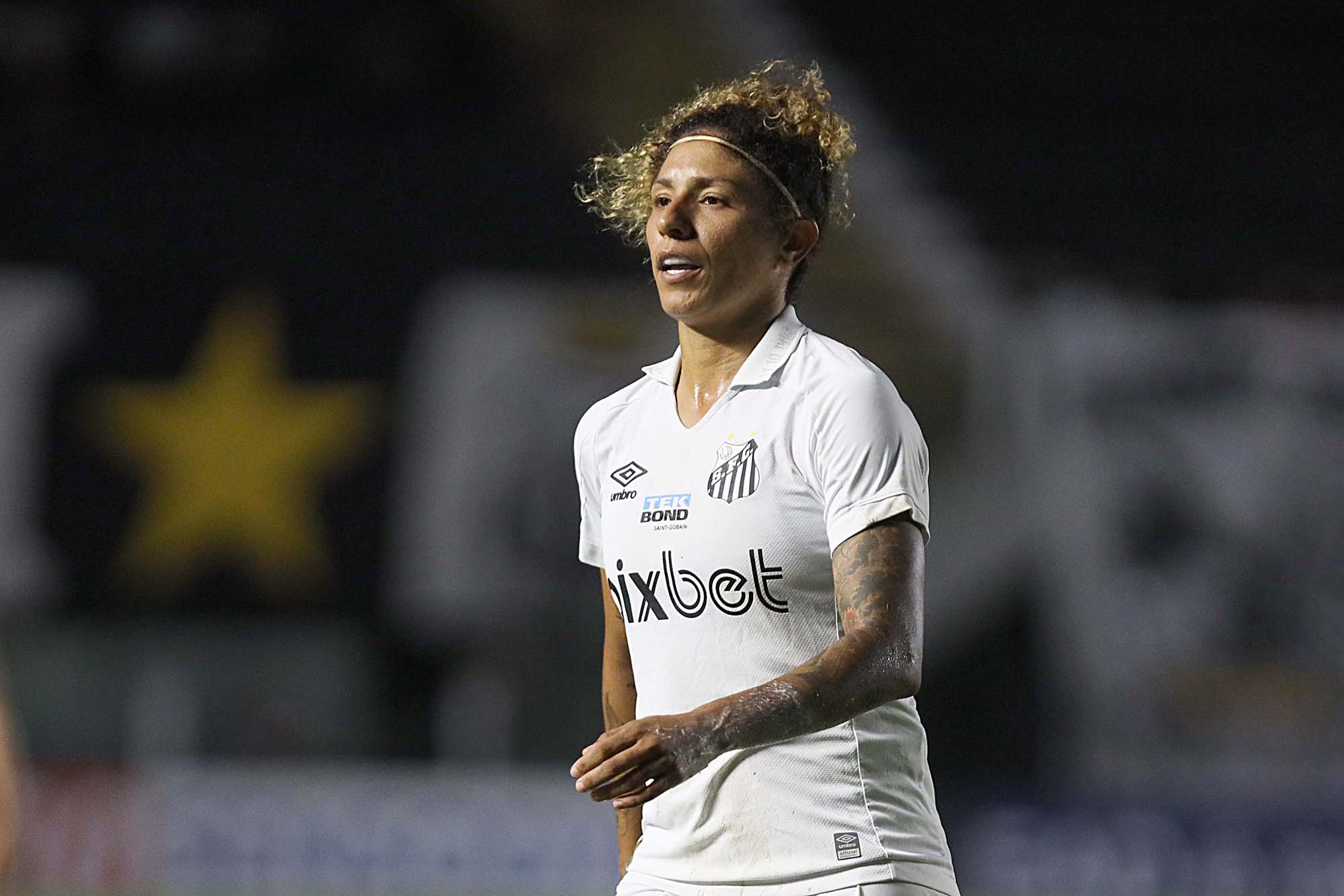 Cristiane perdeu pênalti em Santos x São Paulo