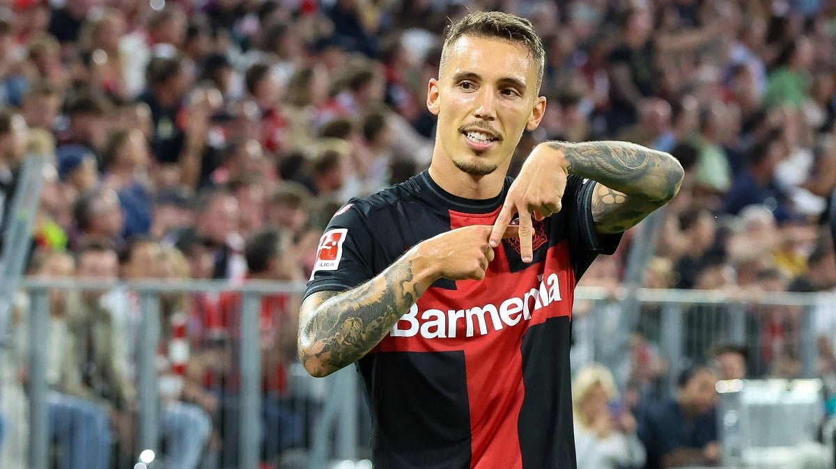 Grimaldo craque no futebol da alemanha