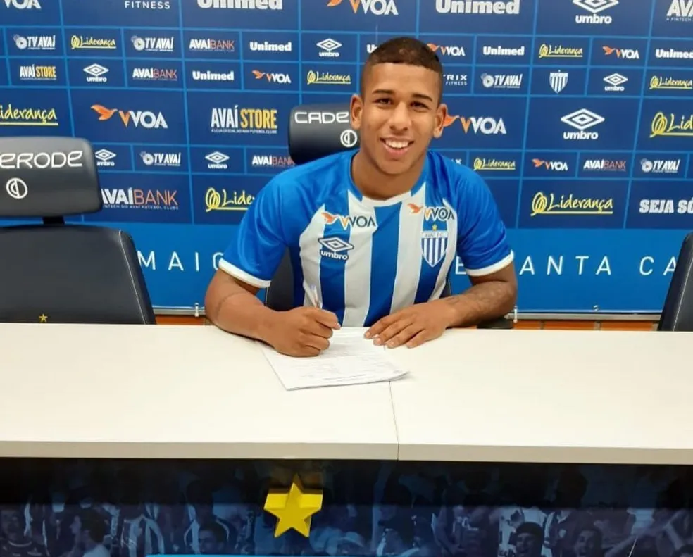 Jogador Felipe Diogo