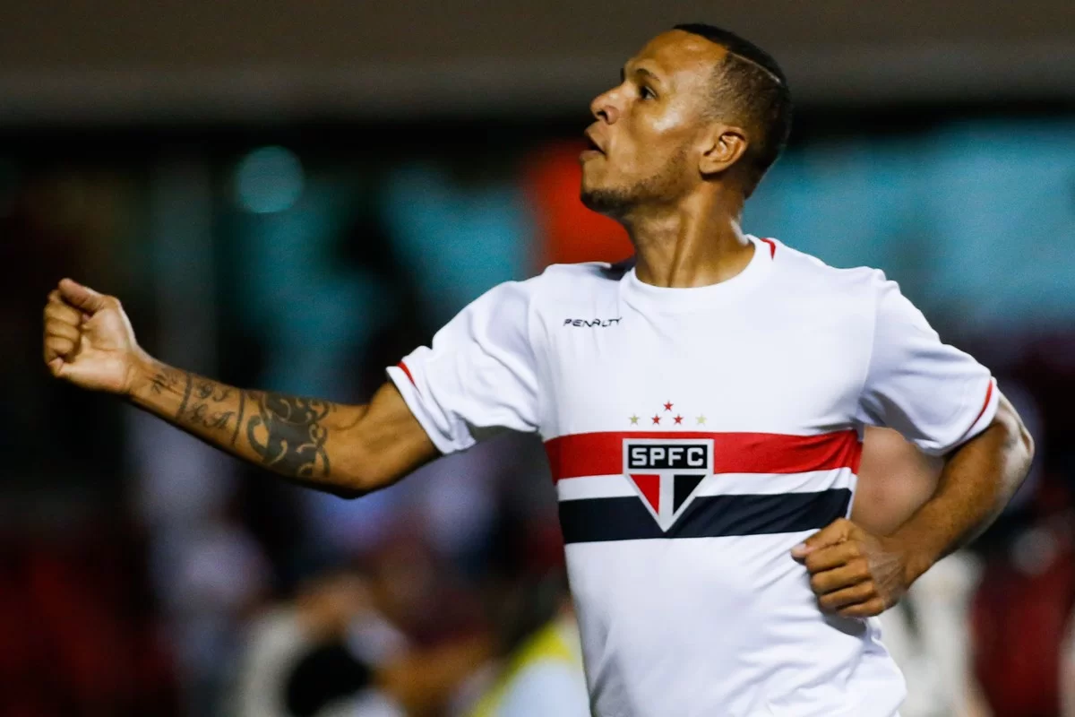 Luis Fabiano decreta o novo Campeão