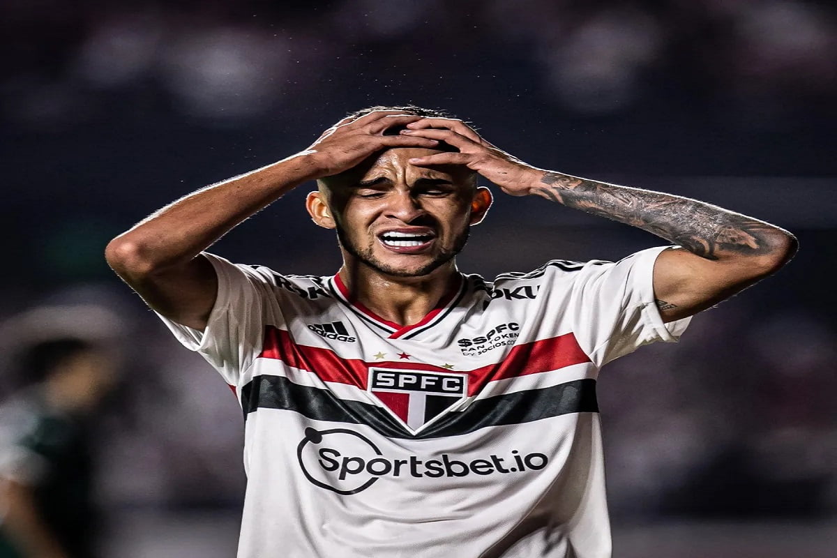 Rodrigo Nestor atleta do São Paulo sofre Lesão