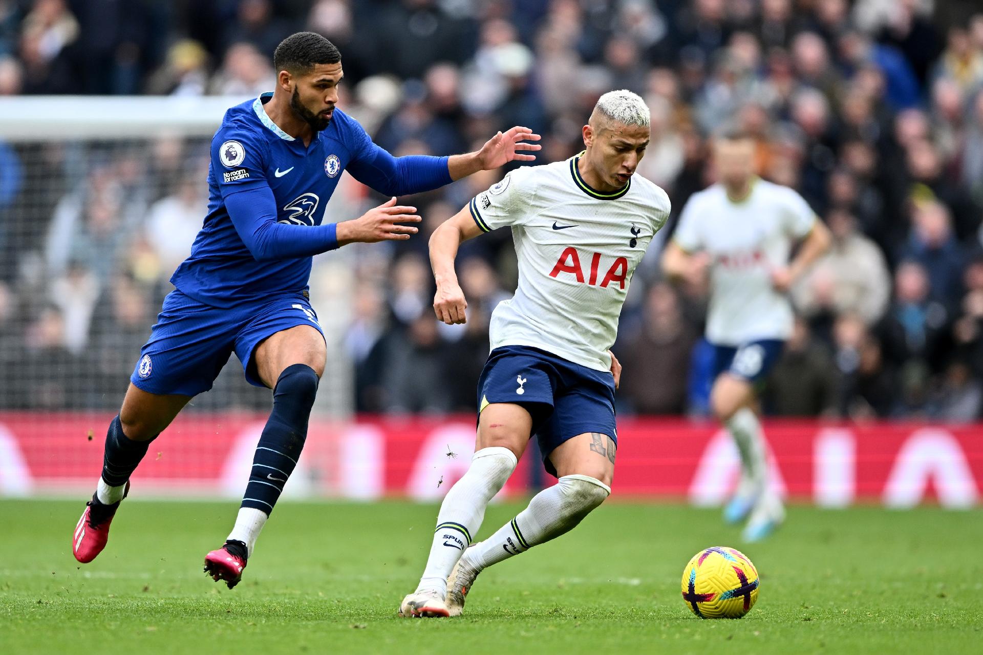 Tottenham x Chelsea