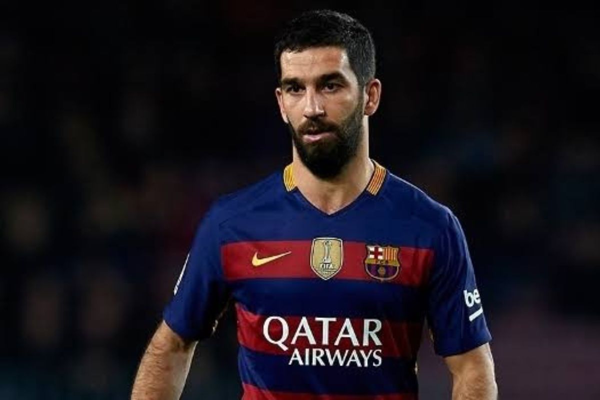 Arda Turan ex-jogador do Barcelona perdeu 13 milhões de dólares Foto: Reprodução