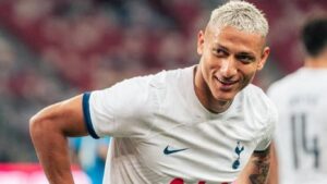 Richarlison entra na mira do Al-Ittihad
