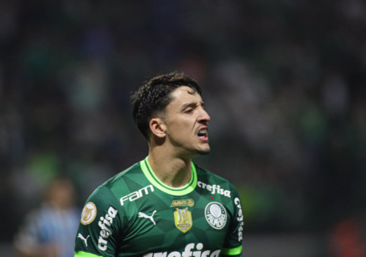 Piquerez LESIONA no joelho e pode ser ausência no Palmeiras contra o Cruzeiro.