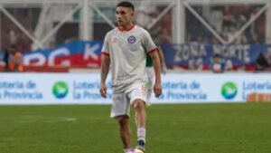 LATERAL argentino para o lugar de Fábio Santos, Corinthians segue ativo no mercado