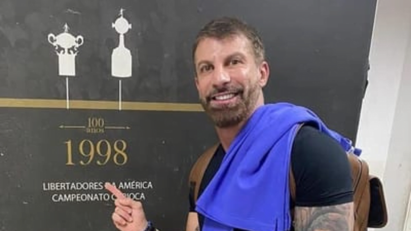 Pedrinho influenciou DEMISSÃO de Diretor de Futebol do Vasco?