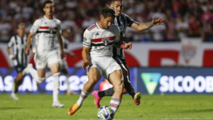 Alexandre Pato recebe proposta para jogar em clube paulista
