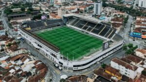 Santos: Candidato promete equipe VITORIOSA, novo ESTÁDIO e diz que Luxa não será técnico