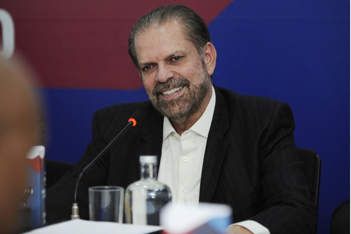 Presidente da Federação Paulista se aproxima da CBF Foto: Reprodução