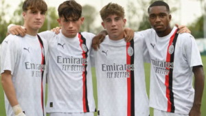 Destaque no Milan, Filho de SEEDORF sonha em JOGAR no Brasil