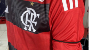 Homenagem a DENIR é CRITICADA por ser imperceptível