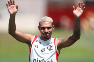 Matheuzinho JOGARÁ no Corinthians
