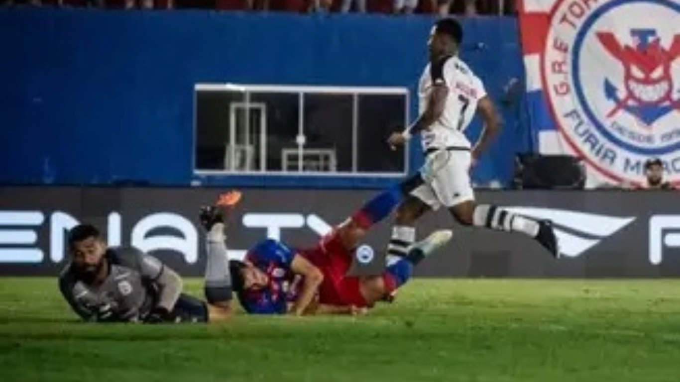 Vasco vence Marcílio Dias e assegura vaga na segunda fase da Copa do Brasil