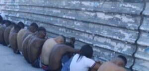 VANDALISMO de Torcida Organizada gera punições leves, TORCEDORES detidos após invadirem estação de metrô, irão responder processo em liberdade