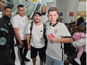 Igor Coronado é anunciado OFICIALMENTE no Corinthians