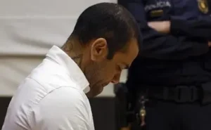 Daniel Alves espera sair do presídio para voltar ao BRASIL, foi o que disse ex-companheiro de cela a TV espanhola