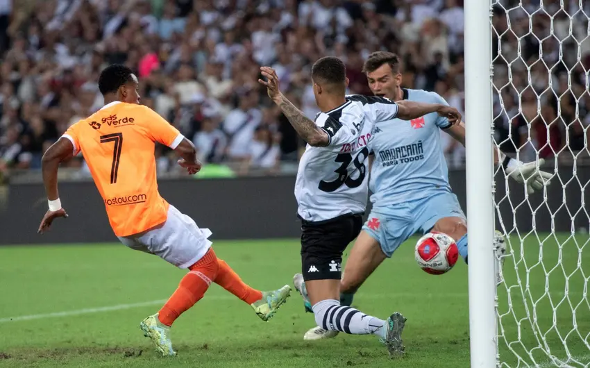 Nova Iguaçu 1 a 0 Vasco