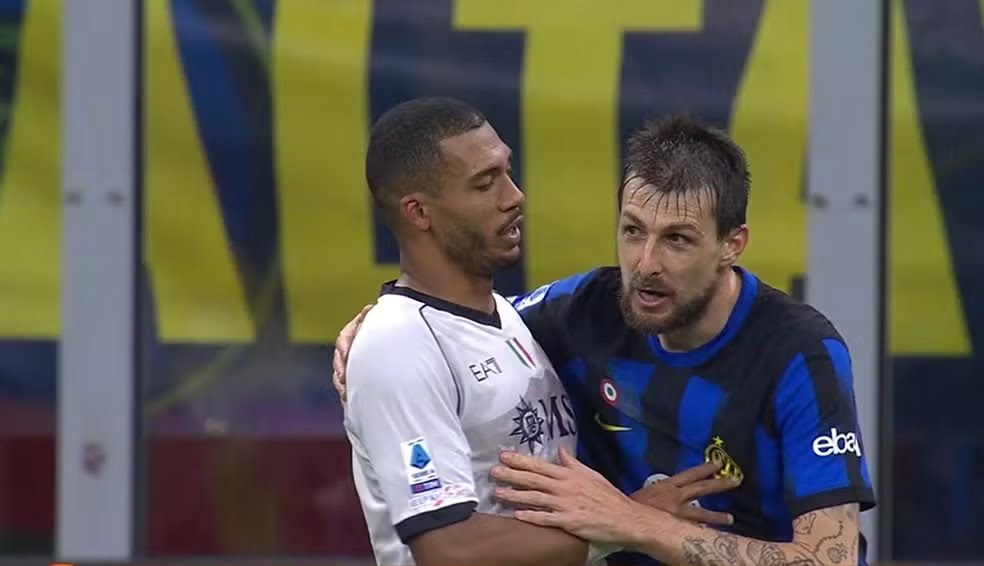 Juan Jesus e Acerbi