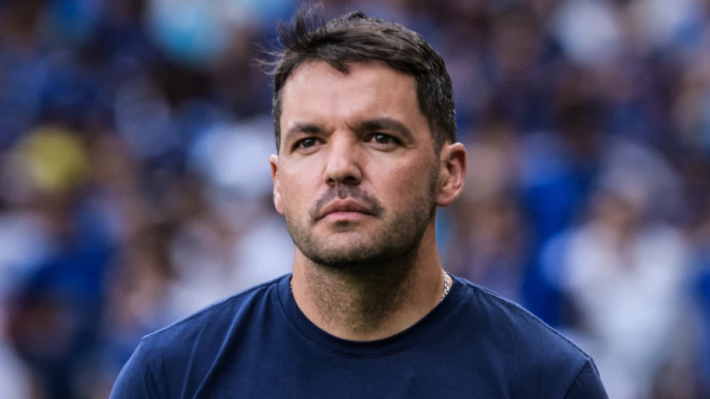 Cruzeiro demite Larcamón