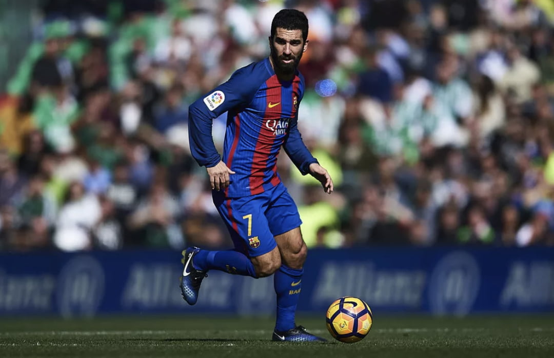 Ex-Jogador do Barcelona Arda Turan