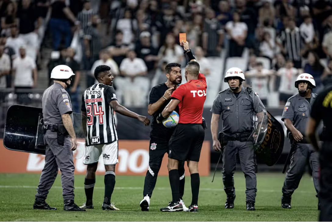 Brasileirão recorde de cartões