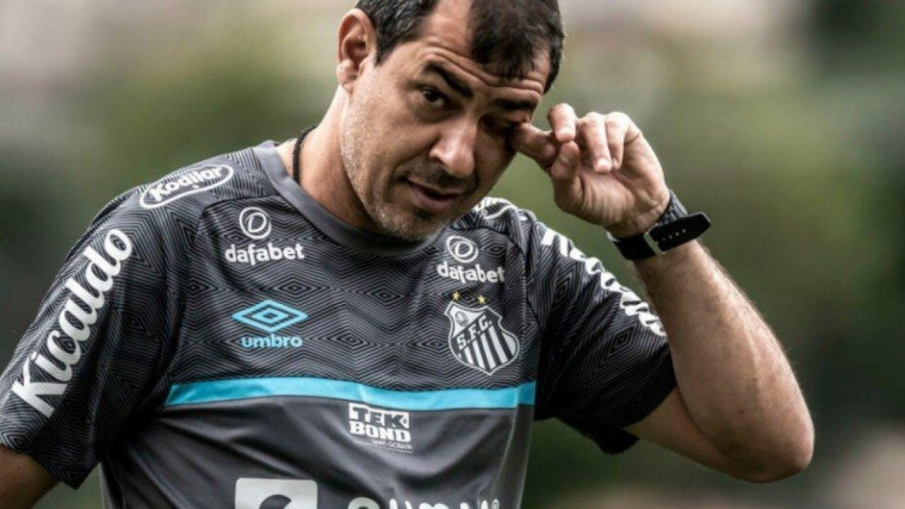 Vasco mora em Fábio Carille