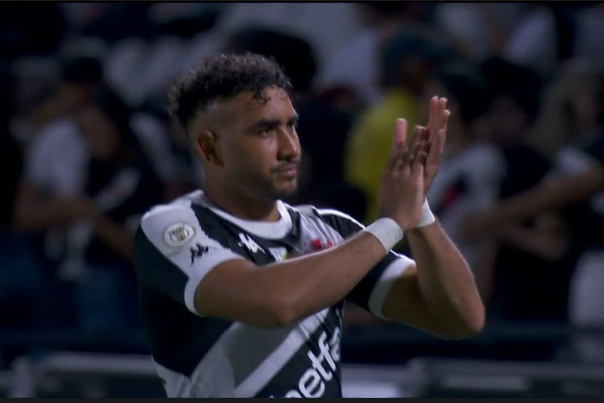 Payet faz alerta sobre problema do Vasco Foto: Reprodução