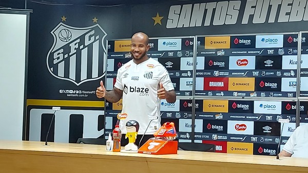 Patrick de saída do Santos