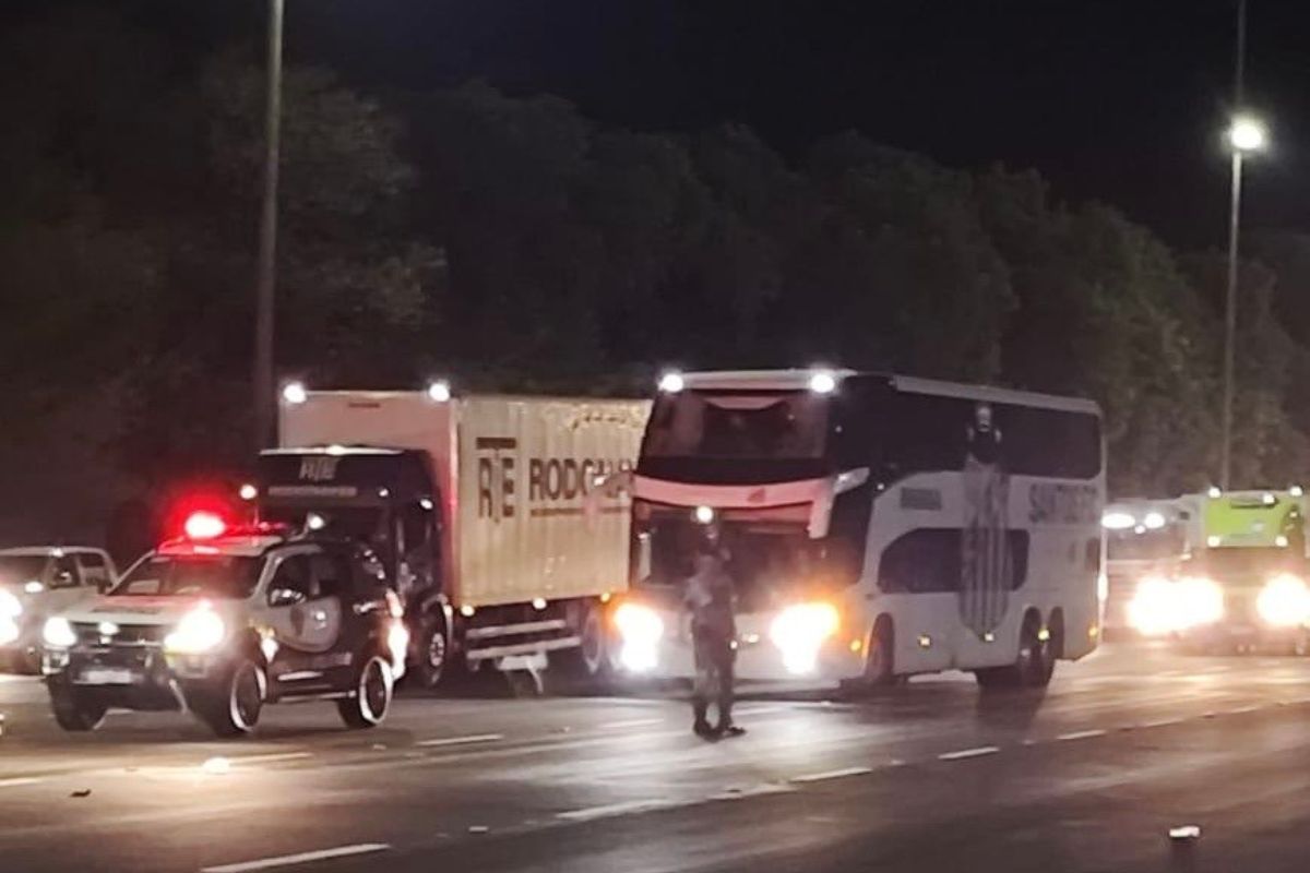 Torcedores do Santos protestam contra sequência de derrotas Foto: Reprodução